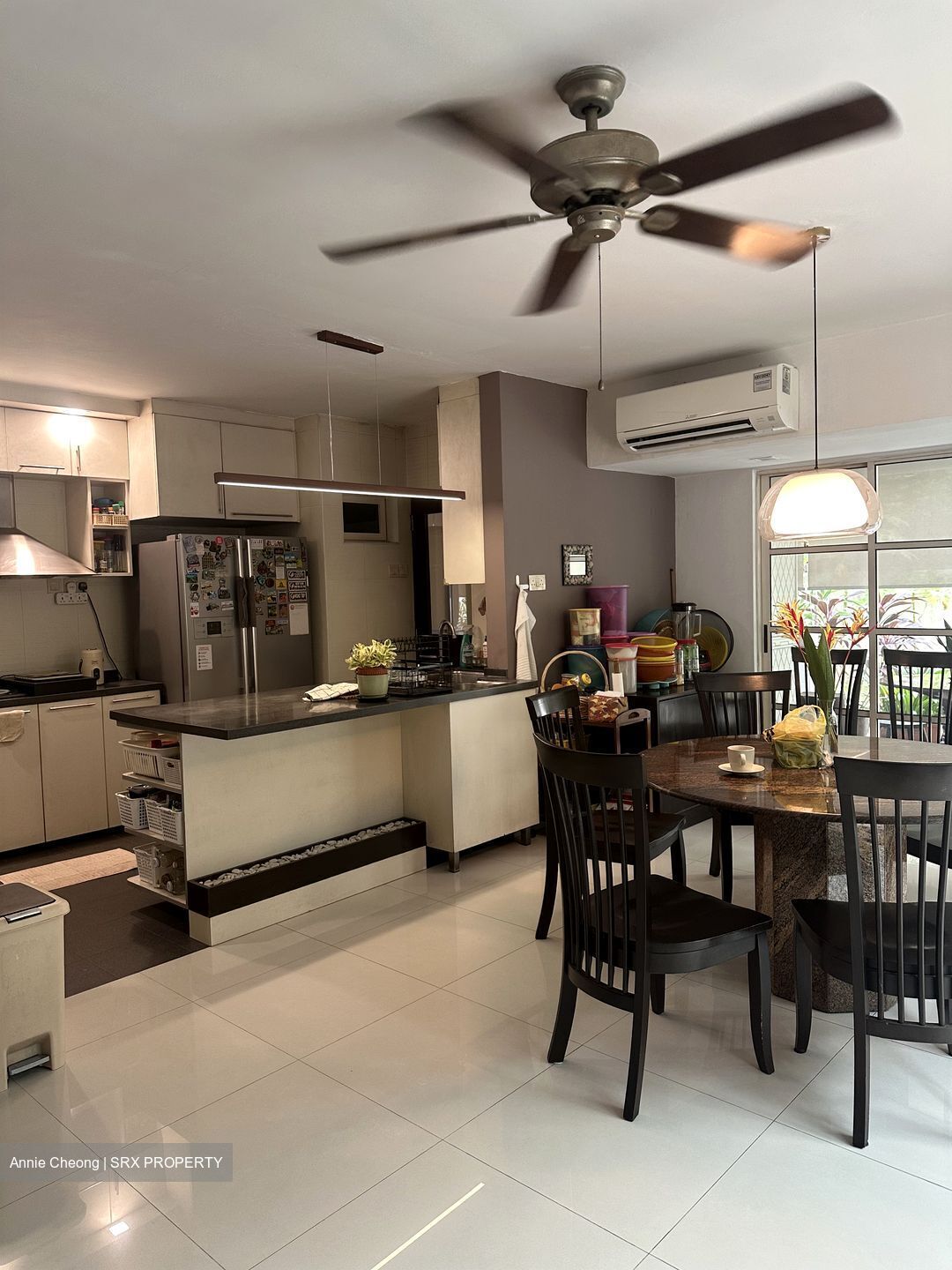 West Coast Gardens (D5), Terrace #620143651